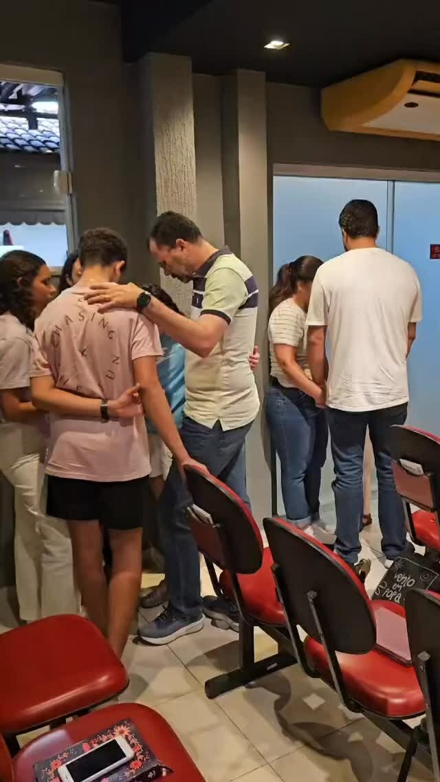 Instagram post from shalomigrejacrista. This post is in position 1.